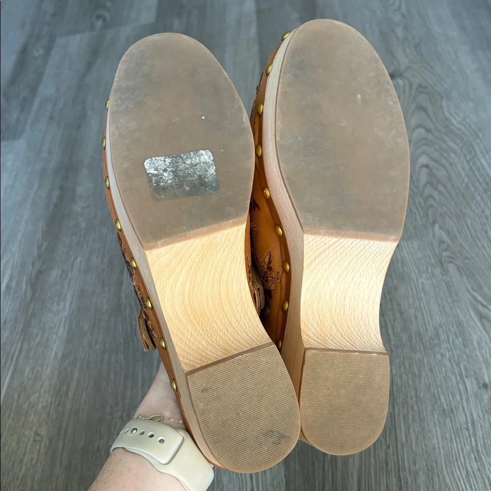 Johnny Was Mono leather Clog Tonal size 8.5 Retail $198 - Picture 13 of 13